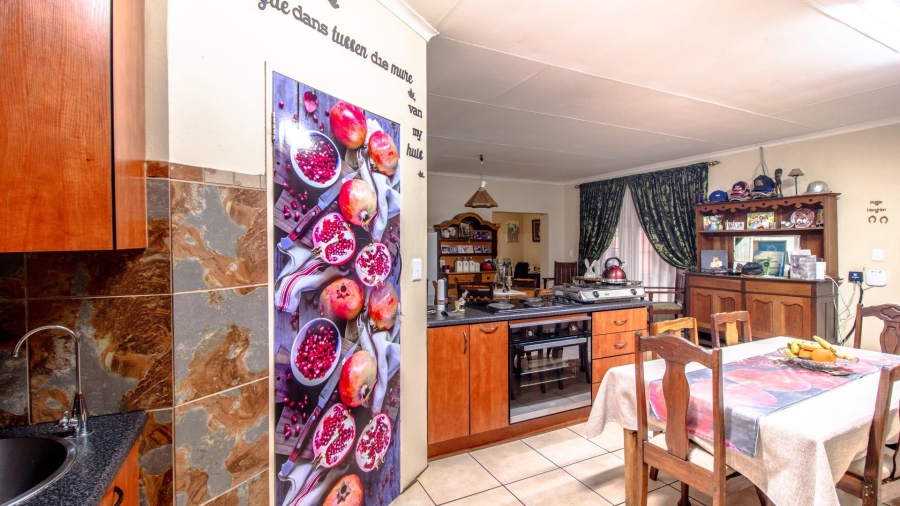 4 Bedroom Property for Sale in Olifantsnek North West